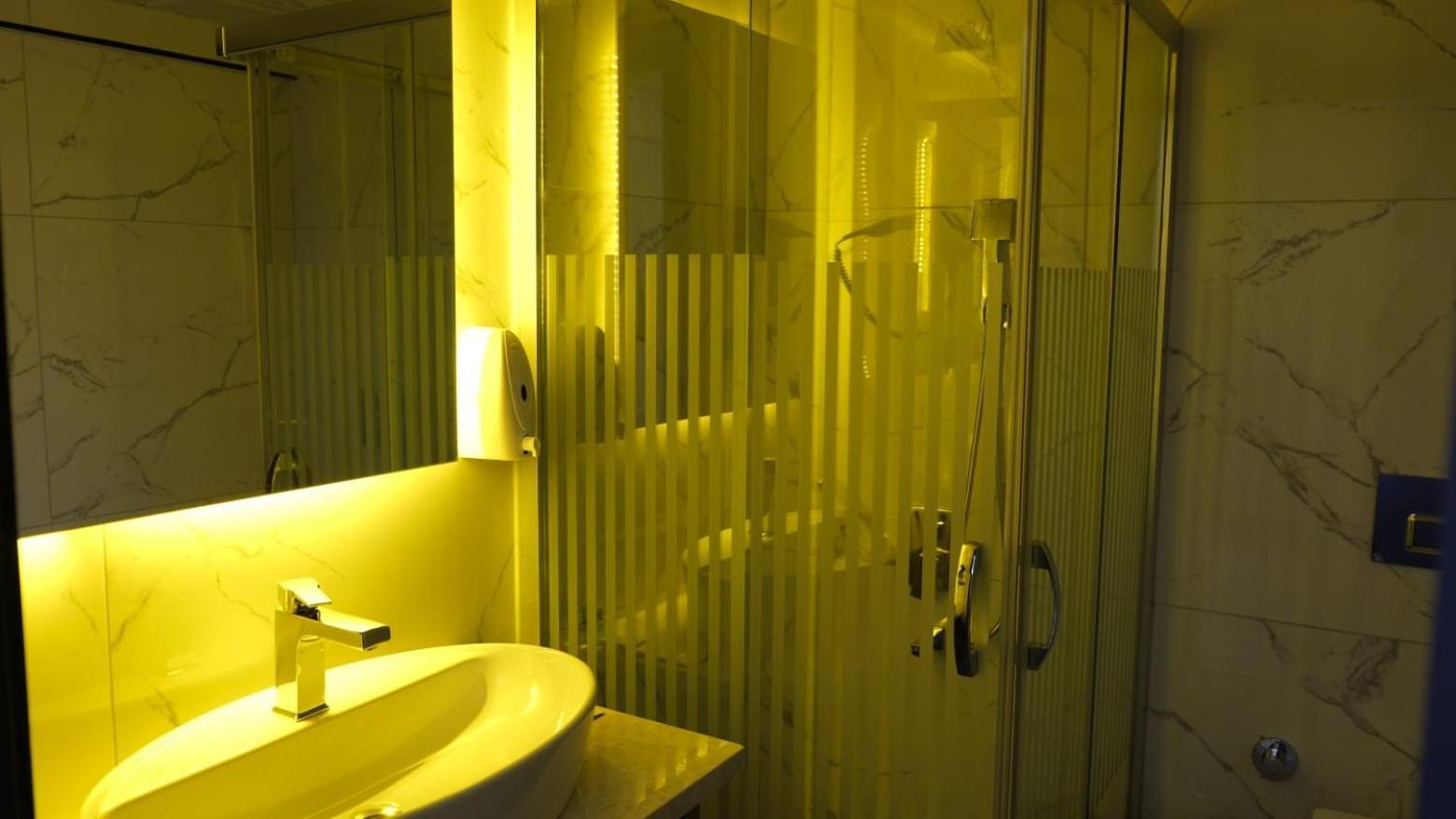 Talles City Hotel Izmir Eksteriør billede