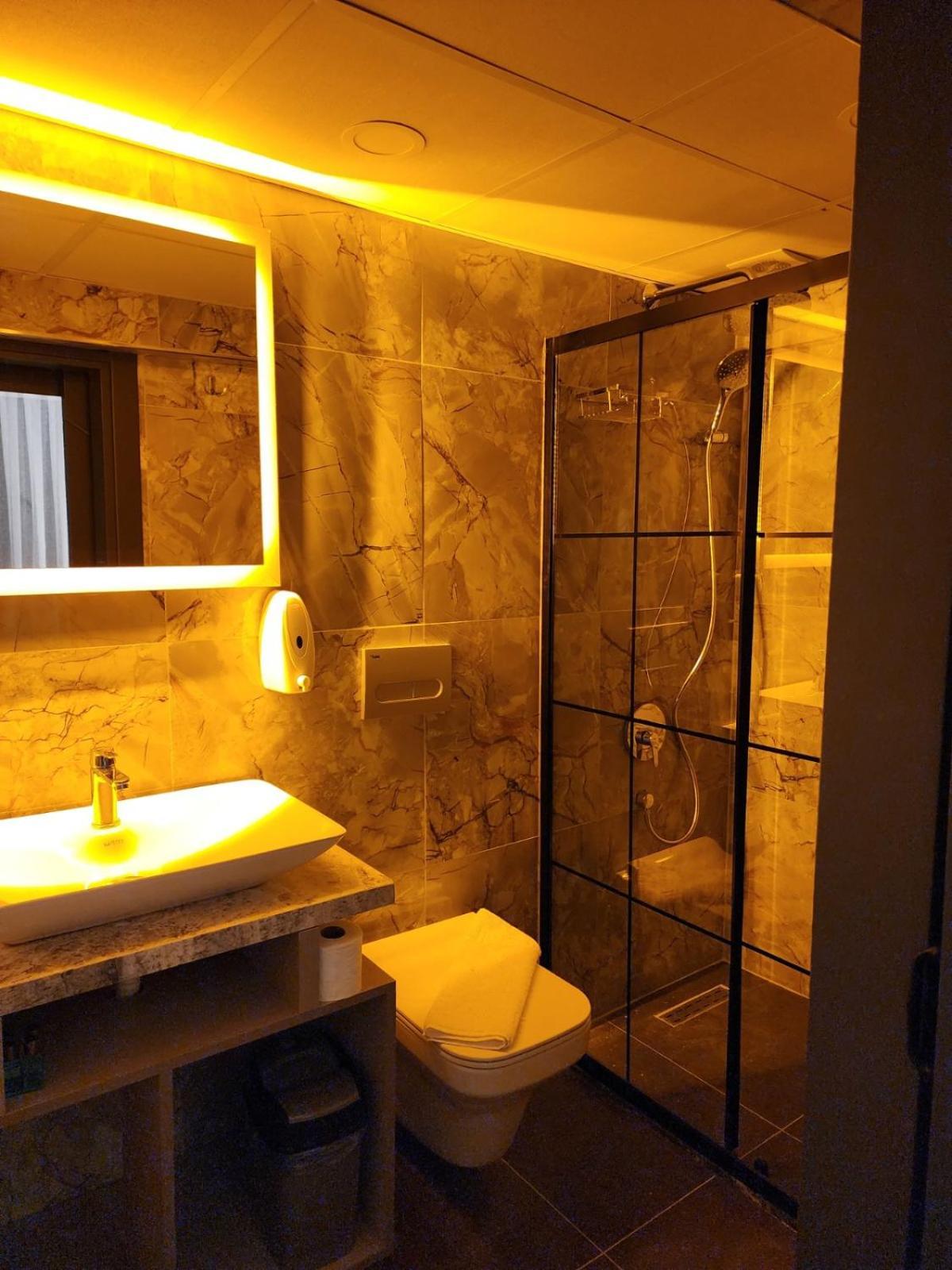 Talles City Hotel Izmir Eksteriør billede
